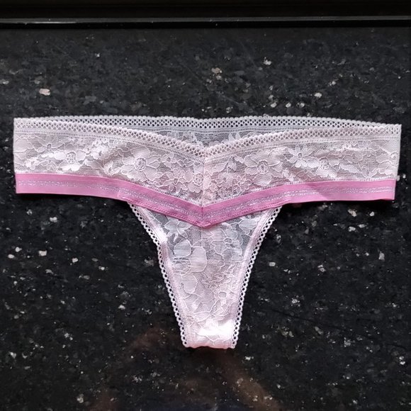 Victoria's Secret Panties bundle of 2 - Victoria's sport and pink thong size M - Picture 5 of 16